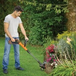 Black & Decker Black+Decker Akku-Rasentrimmer STC1840EPC Inkl. 18 V 4 Ah Li-Ion-Akku -Gartenwelt Günstiges Geschäft 185963 2012 4