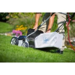 LUX Elektro-Vertikutierer Und -Rasenlüfter E-VL-1800/36 Mit 1.800 W 8 LUX Elektro-Vertikutierer Und -Rasenlüfter E-VL-1800/36 Mit 1.800 W -Gartenwelt Günstiges Geschäft 2725836 2137 2