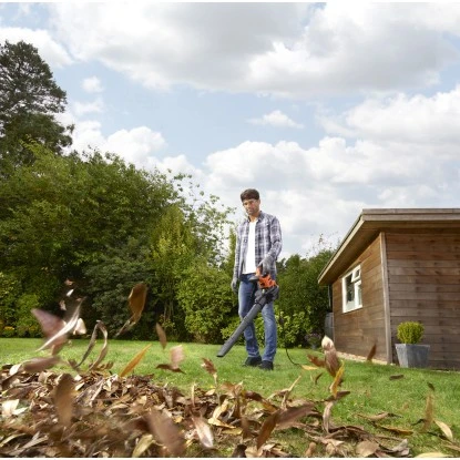 Black & Decker Black+Decker 3-in-1 Elektro-Laubsauger Und Bläser BEBLV301 3.000 W 7 Black & Decker Black+Decker 3-in-1 Elektro-Laubsauger Und Bläser BEBLV301 3.000 W – Bild 7