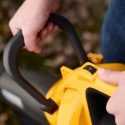 Stiga Akku-Laubsauger Und -bläser VS 100e Inkl. 2 Akkus & Doppelladegerät -Gartenwelt Günstiges Geschäft 7050743 A02