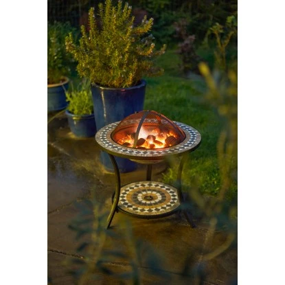 Gartenfreude Feuerstelle Mosaik 2 Gartenfreude Feuerstelle Mosaik – Bild 2