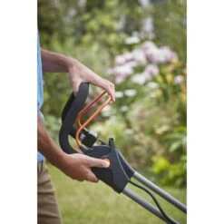 Black & Decker Black+Decker Akku-Rasenmäher 36 V/2x 2,5 Ah 38 Cm BCMW3336L2 13 Black & Decker Black+Decker Akku-Rasenmäher 36 V/2x 2,5 Ah 38 Cm BCMW3336L2 -Gartenwelt Günstiges Geschäft 838013 2012 838013 F890