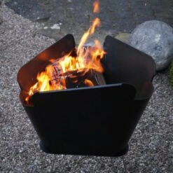 VASNER Merive M2 Feuerkorb Mittelhoch Abgerundet Schwarz -Gartenwelt Günstiges Geschäft sign garten terrasse mood8
